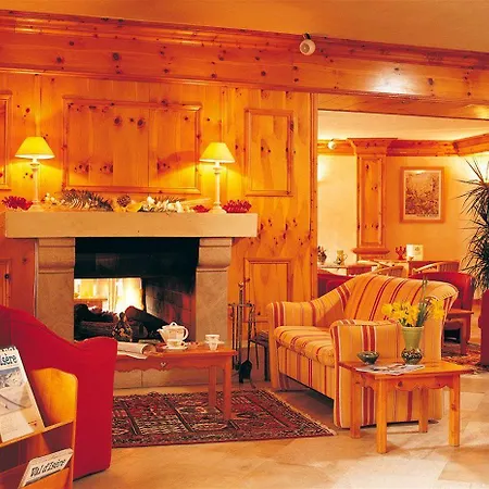 Hotel Altitude 3*