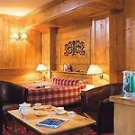 Hotel Altitude 3*